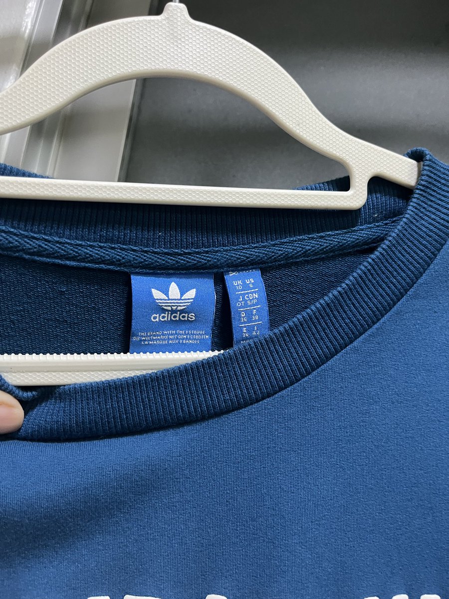 neomastuff's tweet photo. ส่งต่อ เสื้อadidas แขนยาว/sweater

♡ 250 รวมส่ง ต่อได้ 

ของแท้100% จากชอป ใหม่มาก! ไม่ซีด

#ส่งต่อเสื้อผ้ามือสอง #ส่งต่อ #ส่งต่อเสื้อผ้ามือสองสภาพดี #ส่งต่ออเสื้อผ้ามือ2 #ส่งต่อpolo #ส่งต่อadidas #ส่งต่อแขนยาว
 #ส่งต่อสเวตเตอร์ #ส่งต่อเสื้อมือสอง https://t.co/NcUeWDIaIG