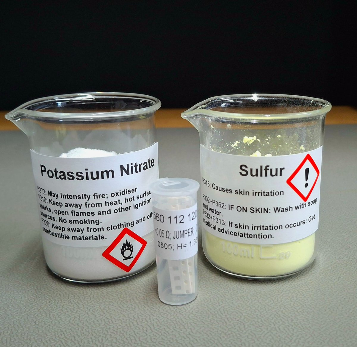 What's the link between potassium nitrate, sulfur, and SMD resistors? The answer might surprise you - and it's the topic of my next video, dropping next week. Stay tuned!

#electronics #Chemistry #STEM #hamradio #hamr