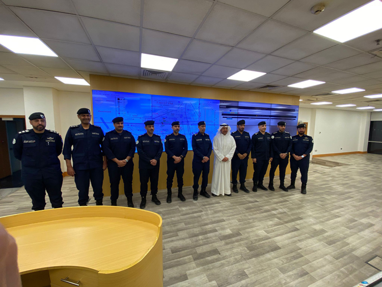 عذبي الناصر يتفقد مديرية أمن «الفروانية» ومخفر خيطان خلال عطلة عيد الأضحى المبارك

alanba.com.kw/1311654/