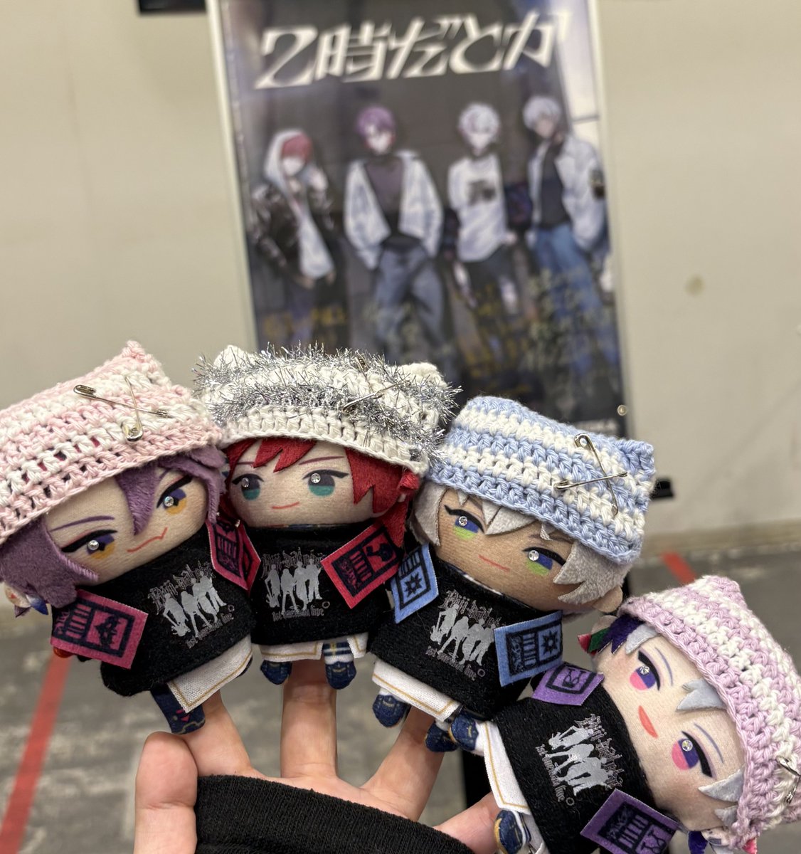 ebi_0__'s tweet photo. だとかリライブ夜公演行ってきたぞおおおおおおおおお音響とか照明の演出そのまんまでめちゃくちゃ良かった 
トイレ探して彷徨ってたら整番めちゃくちゃ呼ばれててくそ遅れて入ったのが後悔ポイントですが、スタンディングライブ久々だったので楽しかった…2ndもまってるぞ🫵 https://t.co/Bggh1n4q8e