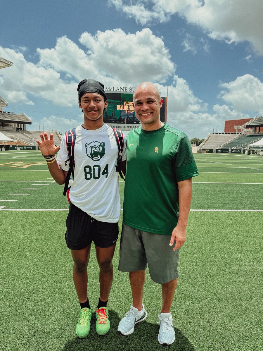 Tristan “Sonic” Shelton (@sonicshelton) on Twitter photo Clocked in for my 40 at 4.28 (laser) and 37.5 inch vertical at camp.
Grateful for a great talk with <a href="/CoachDBaker81/">Dallas Baker</a> after today’s camp and beyond blessed to announce that I got my second D1 offer from <a href="/BUFootball/">Baylor Football</a> #SicEm 🐻 <a href="/CoachDaveAranda/">Dave Aranda</a>
<a href="/DentonGuyer_FB/">Denton Guyer Football</a> <a href="/ReedHeim/">Coach Heim</a> Clocked in for my 40 at 4.28 (laser) and 37.5 inch vertical at camp.
Grateful for a great talk with <a href="/CoachDBaker81/">Dallas Baker</a> after today’s camp and beyond blessed to announce that I got my second D1 offer from <a href="/BUFootball/">Baylor Football</a> #SicEm 🐻 <a href="/CoachDaveAranda/">Dave Aranda</a>
<a href="/DentonGuyer_FB/">Denton Guyer Football</a> <a href="/ReedHeim/">Coach Heim</a>