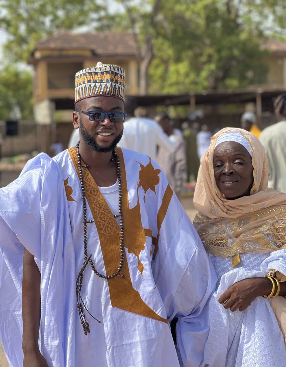 Al Quds! La Palestine 🇵🇸 demeurera!

Ismail et Ibrahim transcendent l’histoire de la foi en Allah et sont à jamais des références en matière de dévouement au seigneur Al-Salam.

Alhamdoulilah 🙏🏾

#Dewenaty !
#EidAlAdha #Eid