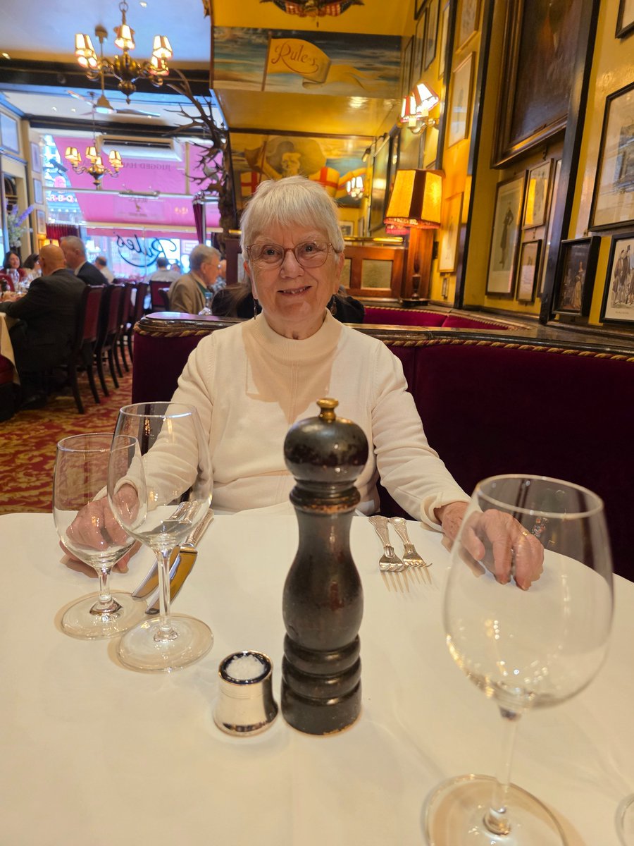 Matt Von Mitcham (@vonmitcham) on Twitter photo It's Mog's 84th Birthday on Monday. So took her up to <a href="/RulesRestaurant/">Rules Restaurant</a> for lunch. I behaved and she, didn't give me a hard time for once π It's Mog's 84th Birthday on Monday. So took her up to <a href="/RulesRestaurant/">Rules Restaurant</a> for lunch. I behaved and she, didn't give me a hard time for once π