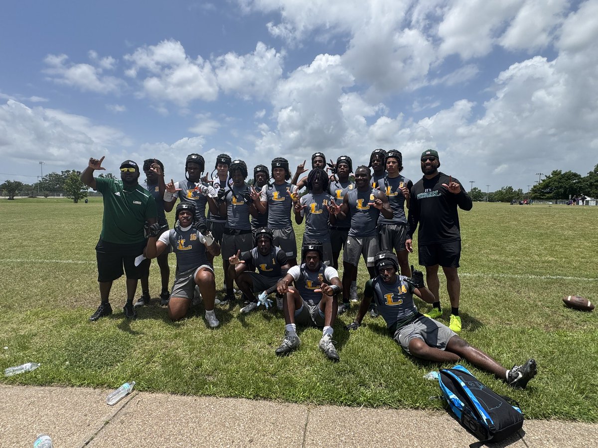 Brandon Ogden (@brandonosports) on Twitter photo Longview qualifies for the 7-on-7 State Tournament. <a href="/Lobo_Football/">Longview Football</a> <a href="/longviewgameday/">Longview Gameday</a> <a href="/Td2Major/">TD2Major</a> Longview qualifies for the 7-on-7 State Tournament. <a href="/Lobo_Football/">Longview Football</a> <a href="/longviewgameday/">Longview Gameday</a> <a href="/Td2Major/">TD2Major</a>