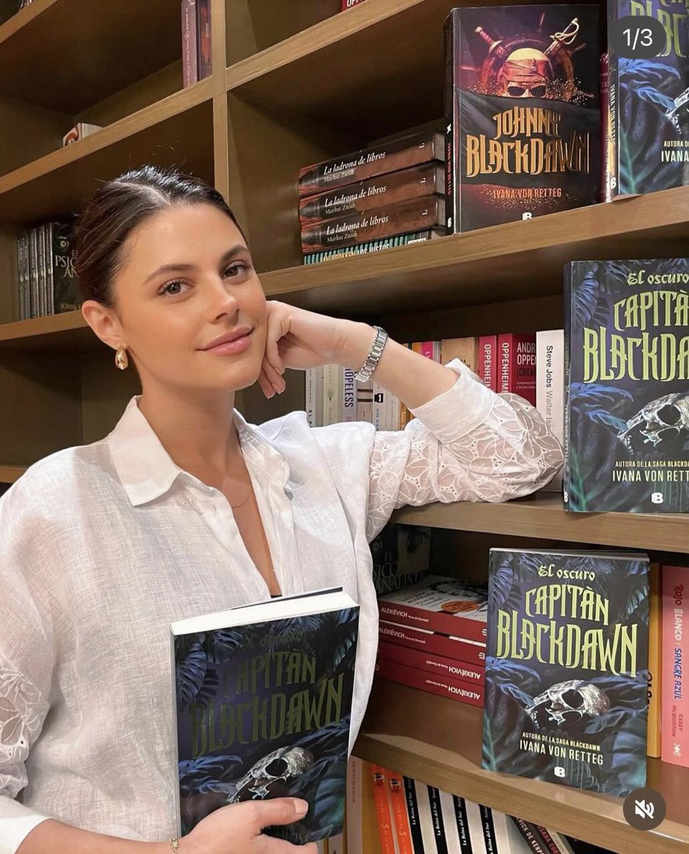 A las 3.45 pm una conversación con la escritora mexicana <a href="/IvanavonRetteg/">Ivana von Retteg</a> sobre su trayectoria y sus novelas, sobre la cautivadora saga de aventuras piratas, "Johnny Blackdawn", publicada por Penguin Random House, en @radiocanon760AM