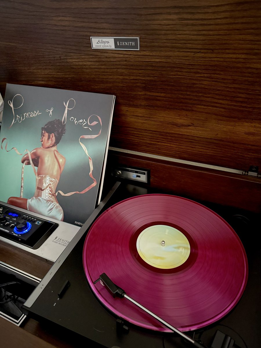 Isn’t she so gorgeous