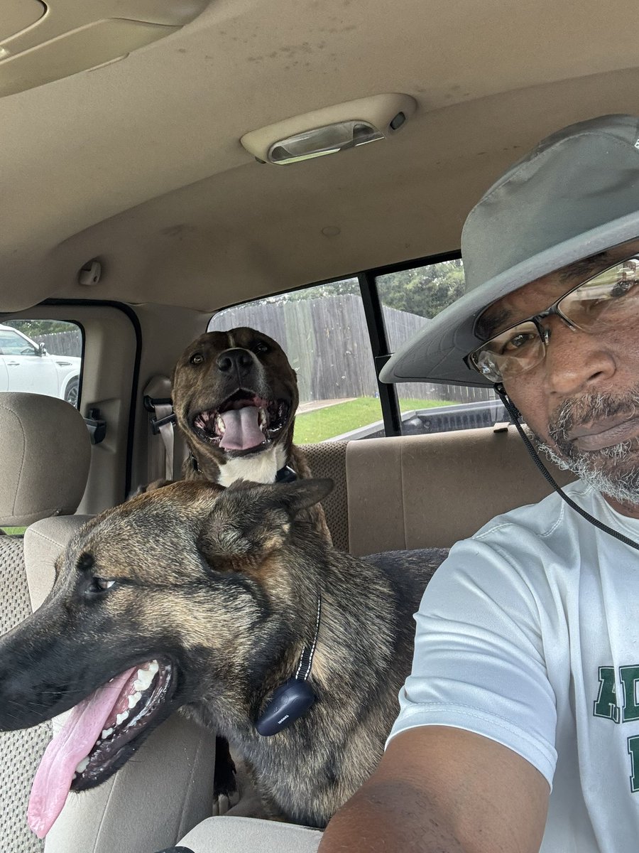 bjchristrey's tweet image. Field Trip 🐕‍🦺🐾