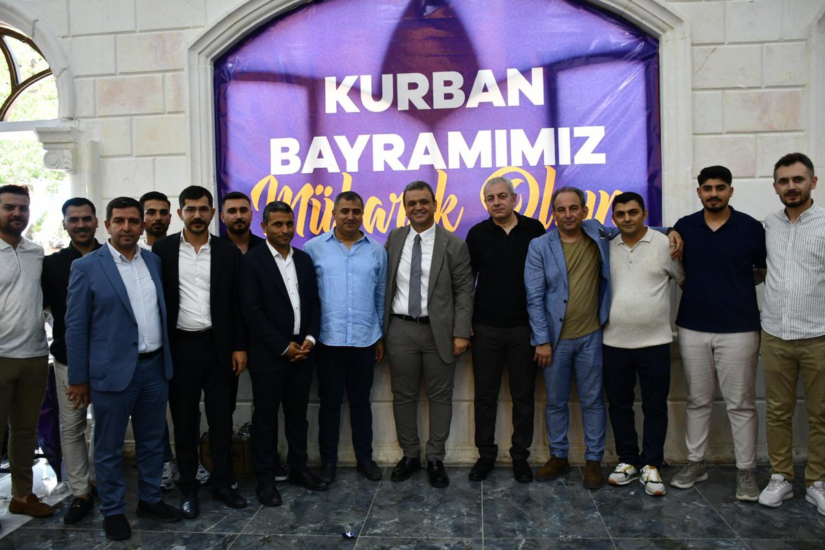 ibrahimhalilkus's tweet photo. Ak parti İl başkan yardımcısı @muslumyuksel63 tam kadro Ak parti'nin düzenlemiş olduğu bayramlaşma programındaydı. @akpartiurfa @Karakopruak @milhamigunbegi @av_vehbibeyaz @siyaseturfa63 https://t.co/3msGaSw7iG