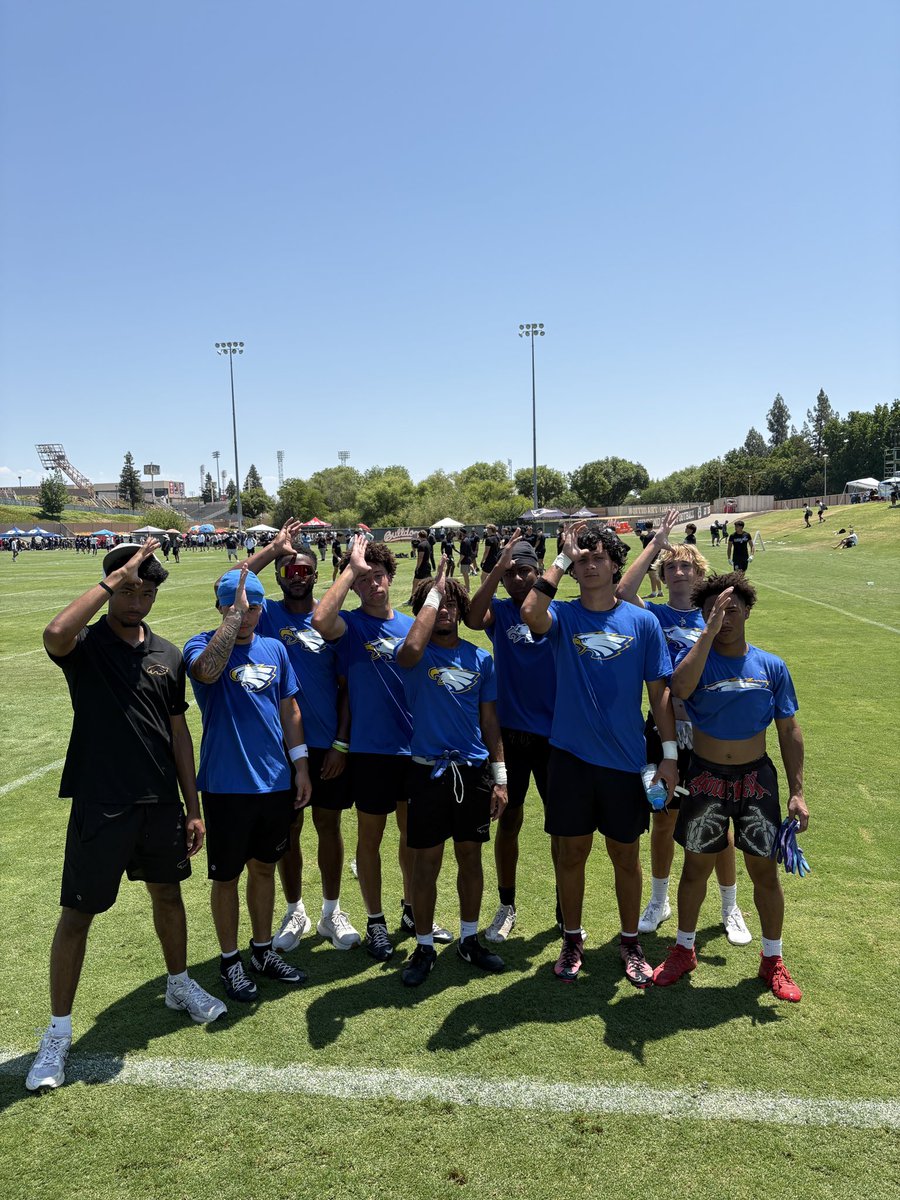 keonteglinton's tweet image. Top shoulder members. Out here competing with my youngins #Topshoulder