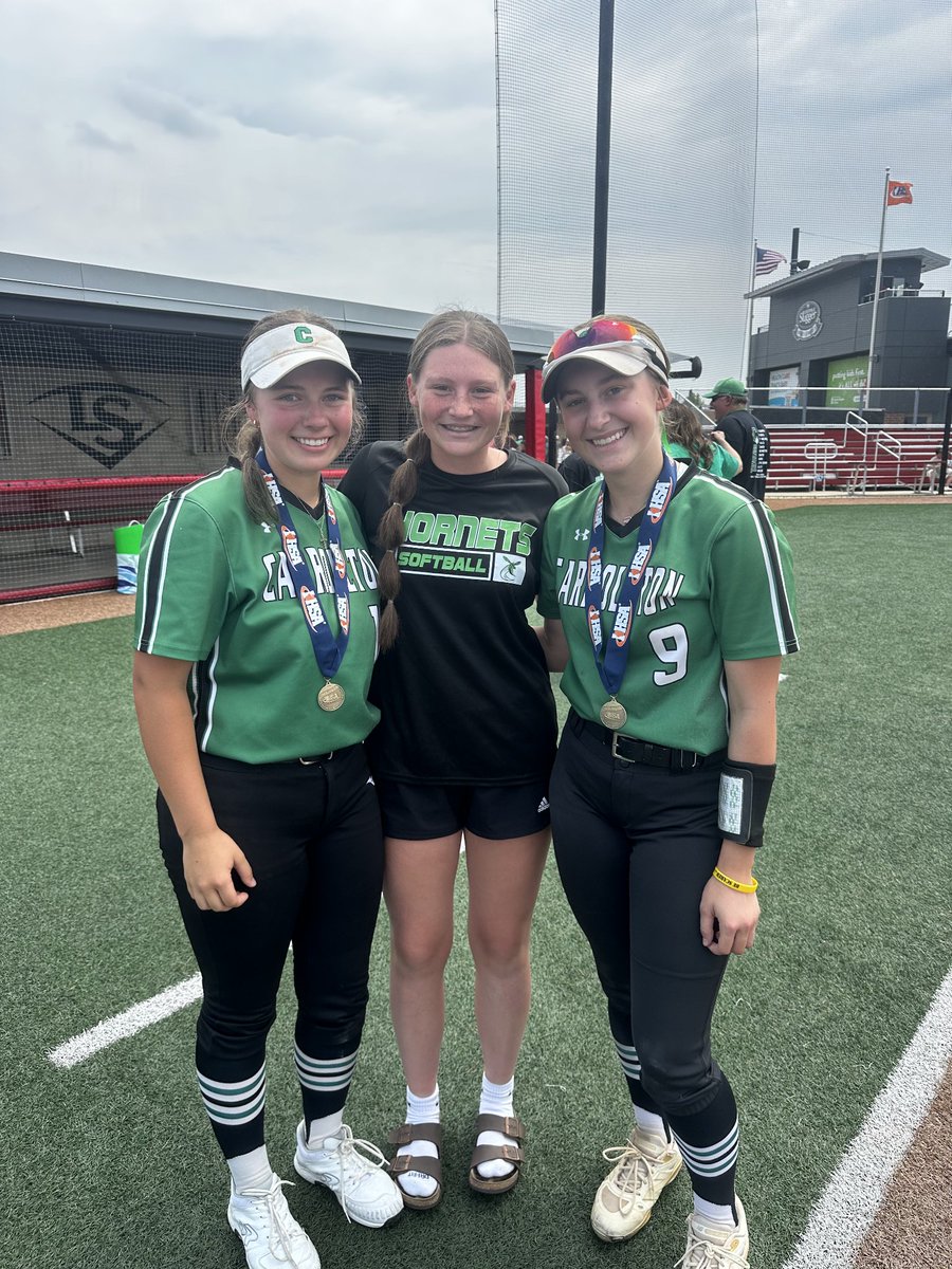 PFN2027 teammate <a href="/RyleeDare27/">Rylee Dare</a> in support today