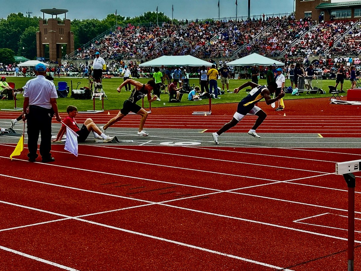 Ethan ran his race and repped #theBoro with a 5th place finish in the 200m dash! #goRockets