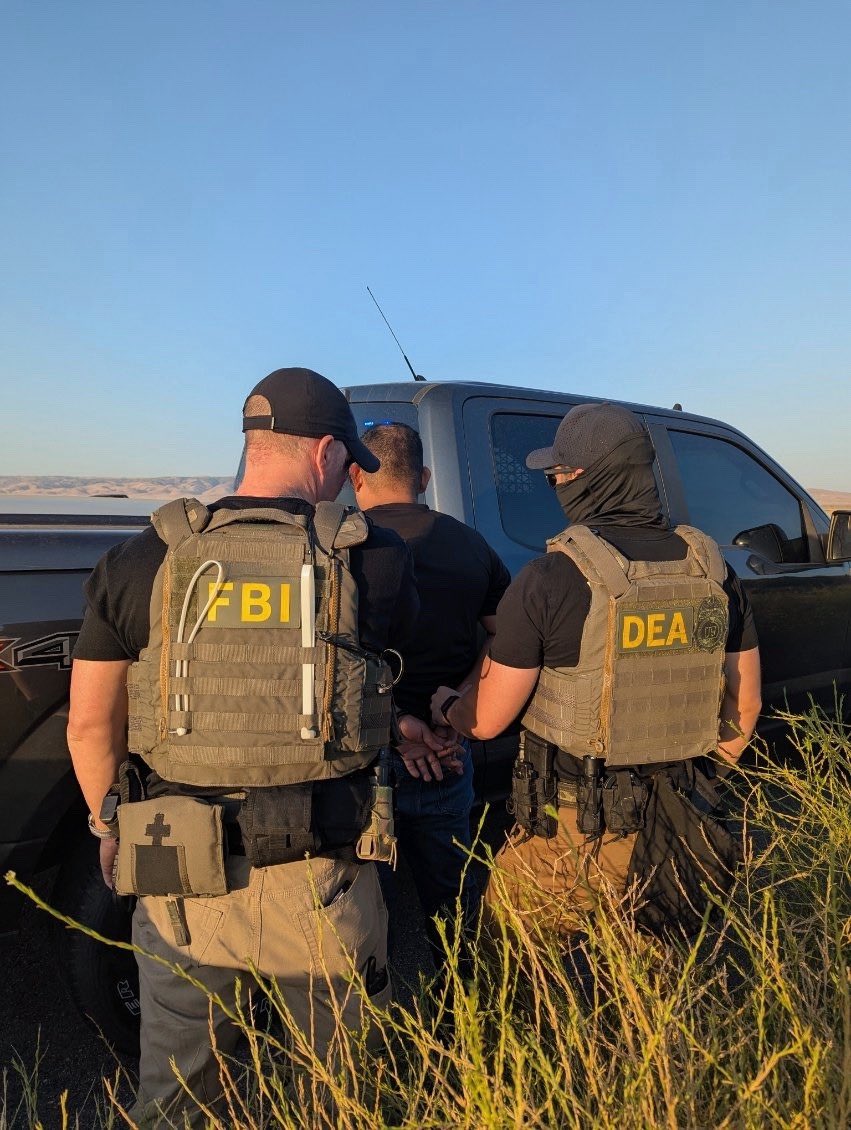 DEASanFrancisco (@deasanfrancisco) on Twitter photo Weekends? We work those too! Everyday #DEA San Francisco Field Division provides support for <a href="/EROSanFrancisco/">ERO San Francisco</a> immigration operations throughout the region. <a href="/DEAHQ/">DEA HQ</a> <a href="/FBISacramento/">FBI Sacramento</a> Weekends? We work those too! Everyday #DEA San Francisco Field Division provides support for <a href="/EROSanFrancisco/">ERO San Francisco</a> immigration operations throughout the region. <a href="/DEAHQ/">DEA HQ</a> <a href="/FBISacramento/">FBI Sacramento</a>