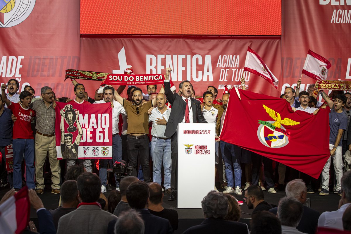 jnoronhalopes's tweet photo. Benfica. ❤️🤍
