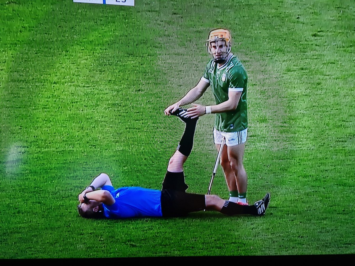 Hang it in the Lourve 😂
#MunsterFinal