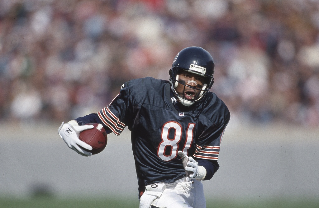 Pro Football Hall of Fame Ambassador (@pfhofambassador) on Twitter photo Jeff Graham, <a href="/ChicagoBears/">Chicago Bears</a> WR - 30th Anniversary - In 1995, Graham, in his 2nd season with the Bears had 1301 receiving yards - the only 1000+ yard receiving season of his 11 year career (Per PFR) #Bears #BearDown #DaBears #Chicago #NFL #NFLUK #NFLPlus #NFLDraft #nflnews Jeff Graham, <a href="/ChicagoBears/">Chicago Bears</a> WR - 30th Anniversary - In 1995, Graham, in his 2nd season with the Bears had 1301 receiving yards - the only 1000+ yard receiving season of his 11 year career (Per PFR) #Bears #BearDown #DaBears #Chicago #NFL #NFLUK #NFLPlus #NFLDraft #nflnews