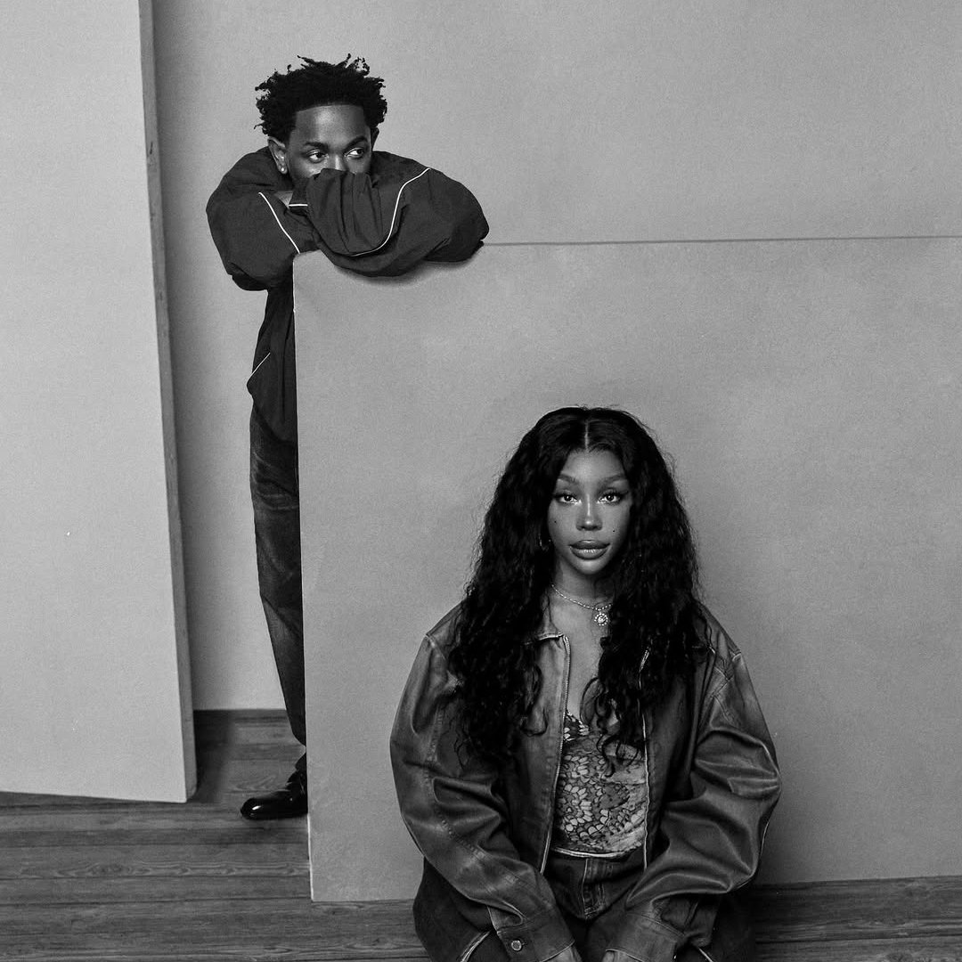 TheGrammyGuru's tweet image. "APT." by ROSÉ & Bruno Mars is currently the sole frontrunner for Best Pop Duo/Group Performance at the 2026 #GRAMMYs.
However, there is a chance that Kendrick Lamar & SZA’s "luther" is either submitted to the category or moved by the Recording Academy’s screening committee…