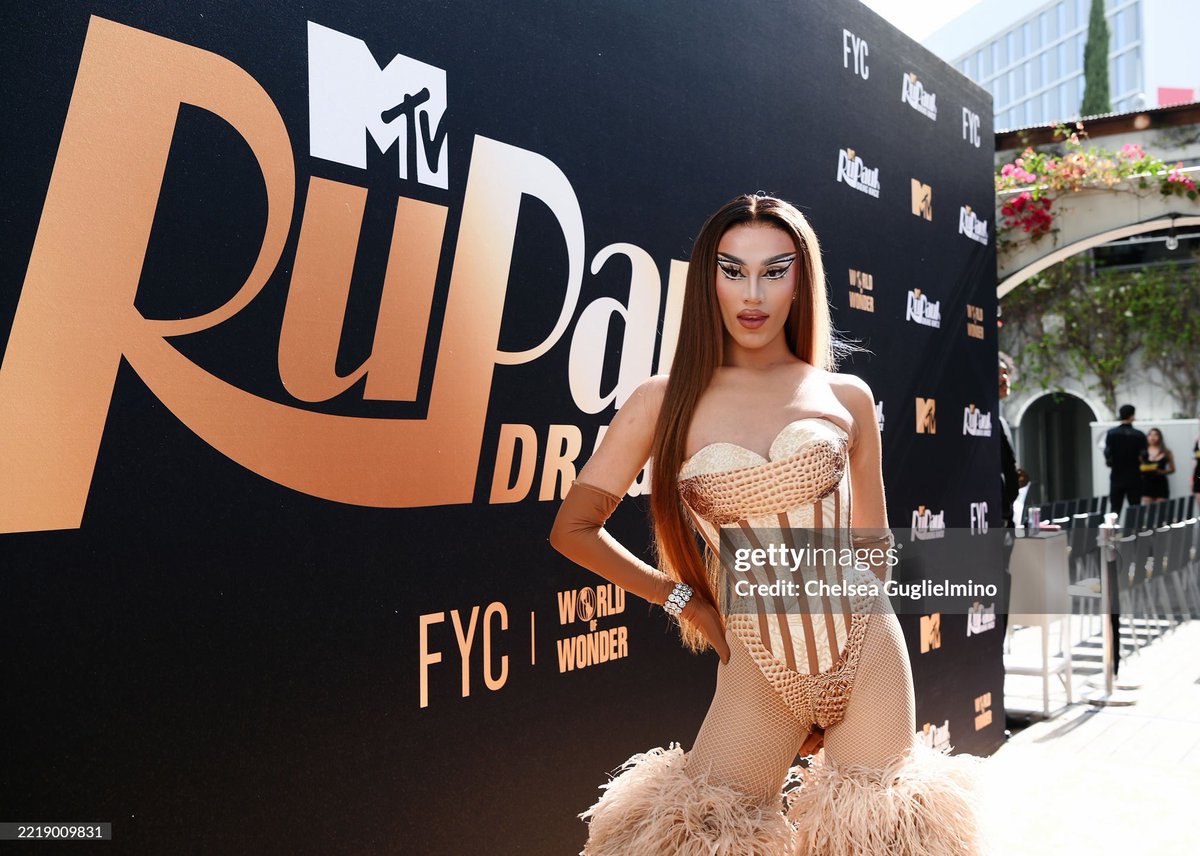 jewelssparkles_'s tweet photo. shout out to getty images ✨✨✨ https://t.co/JSu0pofTbj