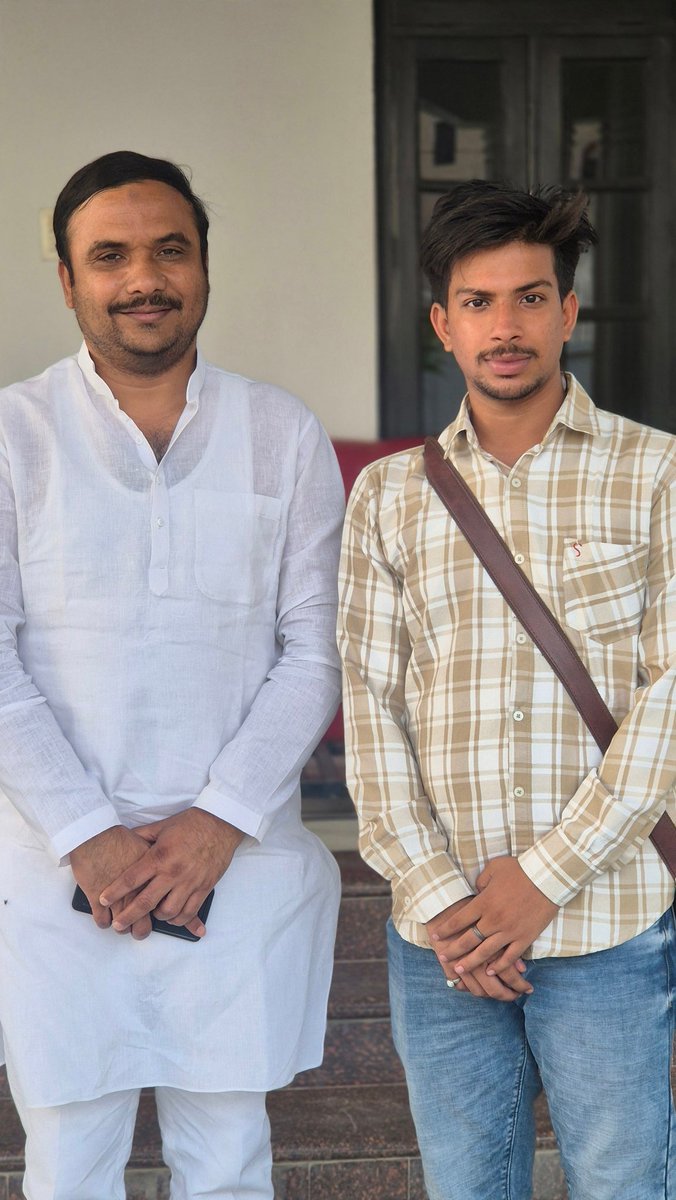 समाजवादी पार्टी के राष्ट्रीय महासचिव <a href="/Masoodalamkhann/">Masood Alam Khan</a> जी के साथ।