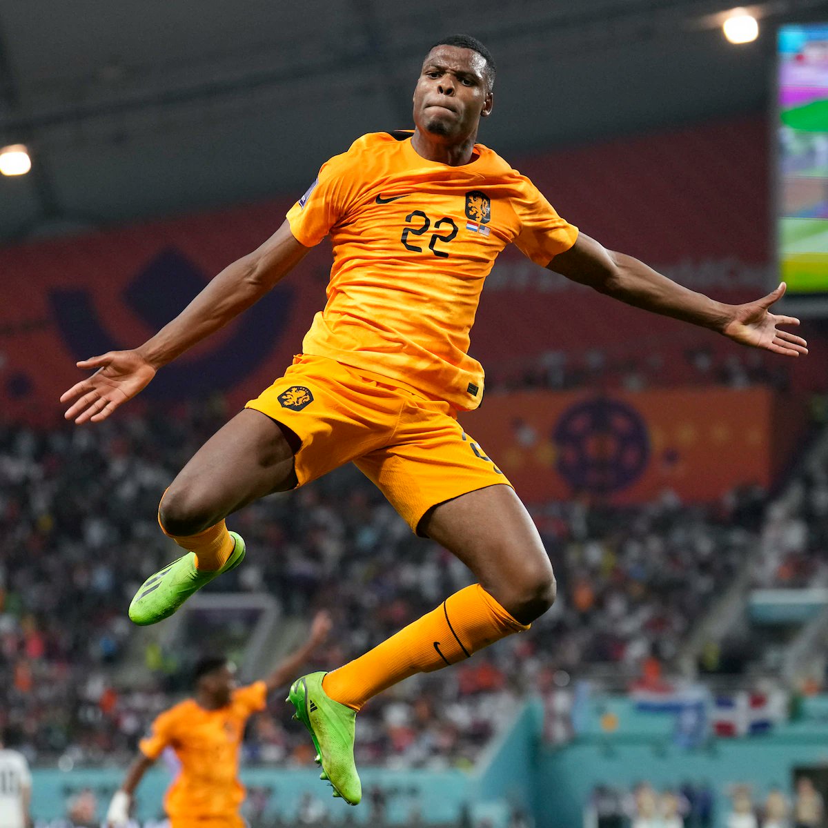 15 GOALS + 6 ASSISTS THIS SEASON IN ALL COMPETITIONS! 🇳🇱🌟