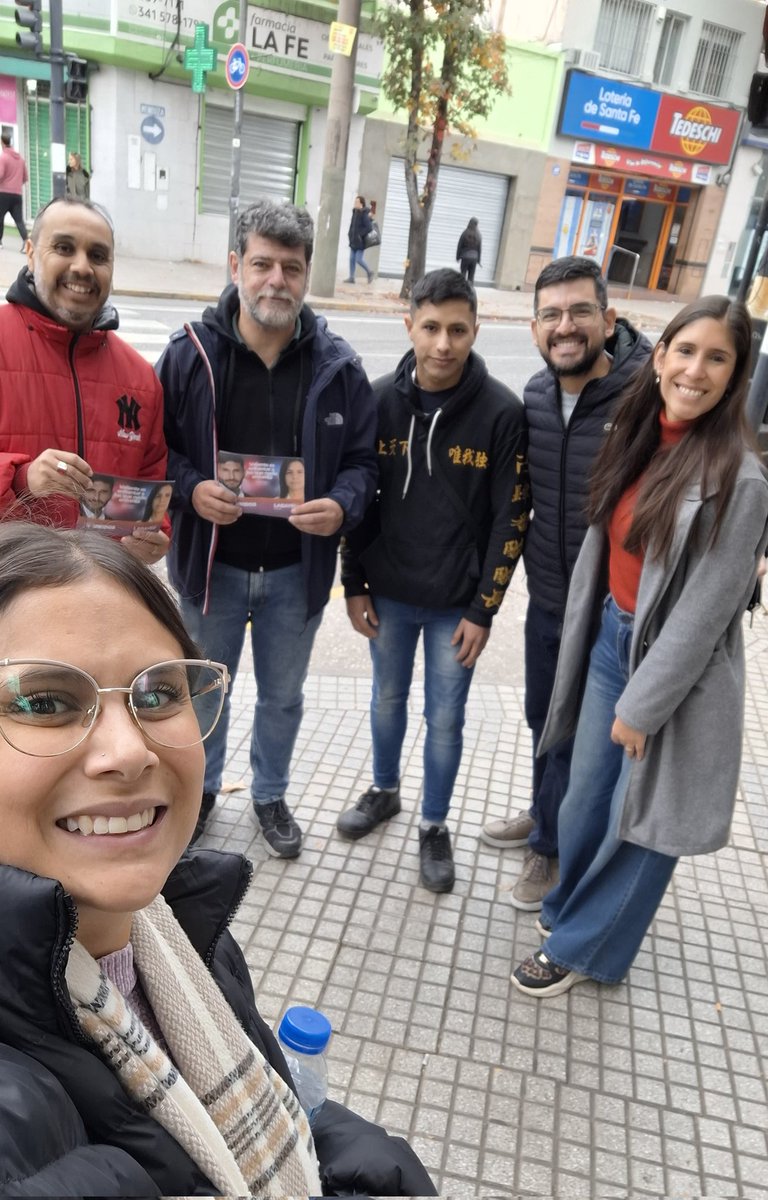 Dario_Melo_'s tweet image. #7Junio Sábado de Recorridas y llevando las propuestas a Concejales de @CaroLabayru y @DamianPullaro en Rosario junto al proyecto de @maxipullaro y @pablojavkin 
#Unidos @lakarakachoff #UnidosSomosMásFuertes