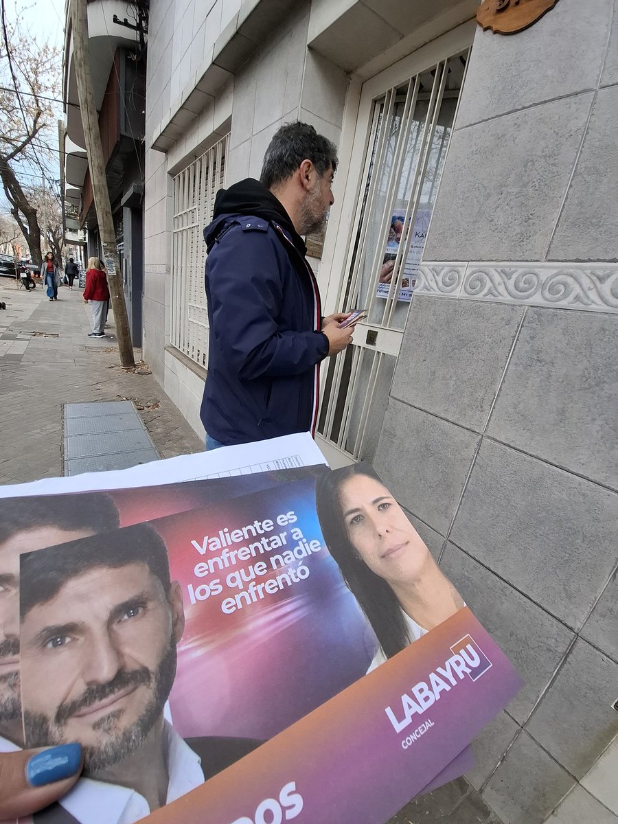 Dario_Melo_'s tweet image. #7Junio Sábado de Recorridas y llevando las propuestas a Concejales de @CaroLabayru y @DamianPullaro en Rosario junto al proyecto de @maxipullaro y @pablojavkin 
#Unidos @lakarakachoff #UnidosSomosMásFuertes