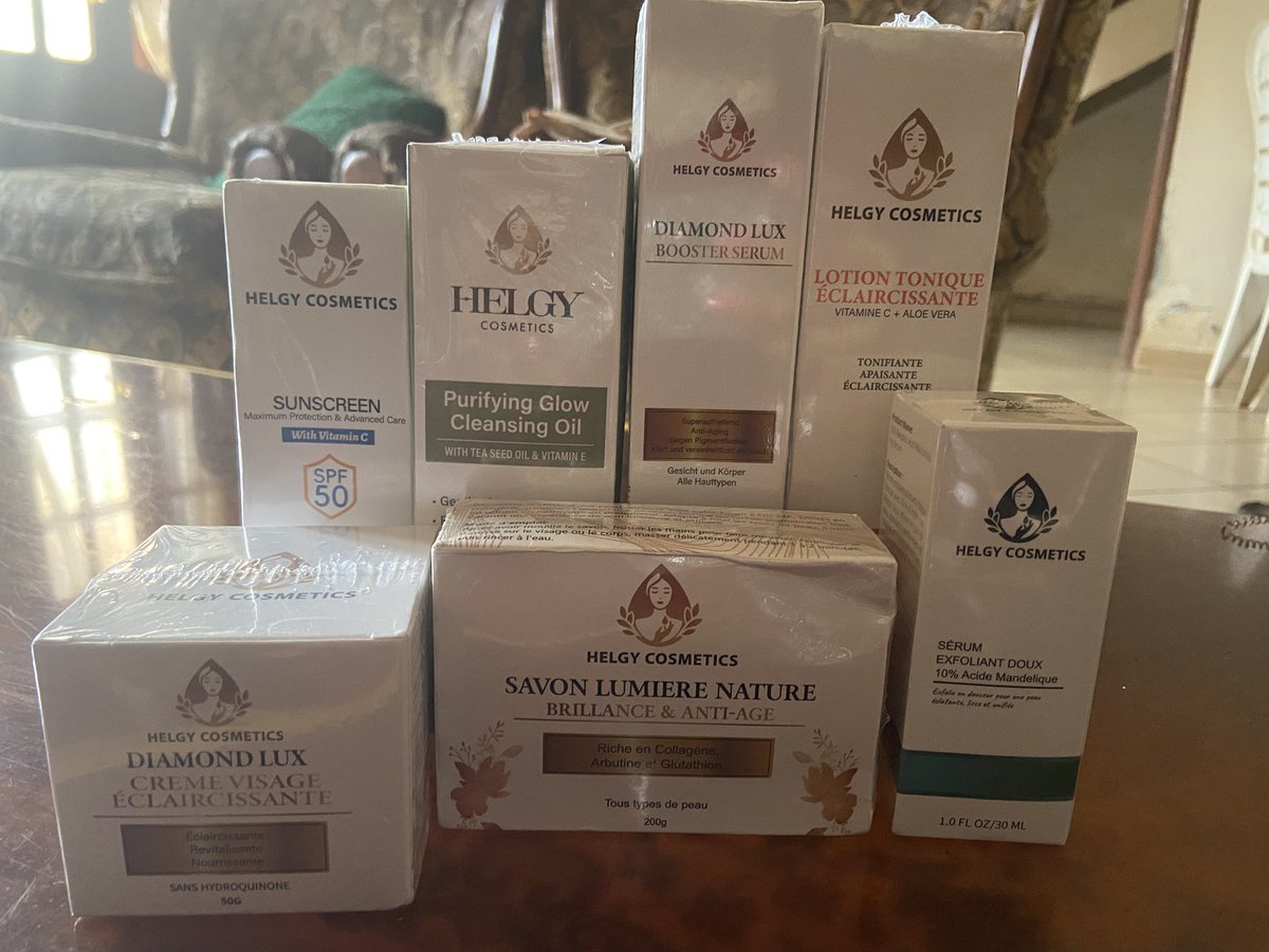 Titania Scrlt (@angetchuenkam) on Twitter photo Finalement y’a une marque de Skin care qui a réagis 🥹.
J’ai reçu les produits de la marque #helgycosmétics aujourd’hui.
Y’a vraiment beaucoup de belle choses.
Dans une semaine je vous partage les premiers résultats, et aussi comment je l’utilise.
Merci à <a href="/Black_Shady_237/">Ulrich Laouni 🌚</a> Finalement y’a une marque de Skin care qui a réagis 🥹.
J’ai reçu les produits de la marque #helgycosmétics aujourd’hui.
Y’a vraiment beaucoup de belle choses.
Dans une semaine je vous partage les premiers résultats, et aussi comment je l’utilise.
Merci à <a href="/Black_Shady_237/">Ulrich Laouni 🌚</a>