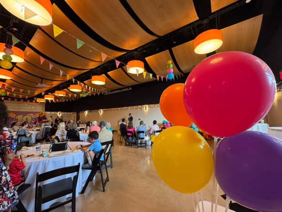 Ron_Nirenberg's tweet image. Happy 10th Anniversary to @TheDoSeum!
Here’s to another decade of growing curious minds, connecting families, and transforming communities.