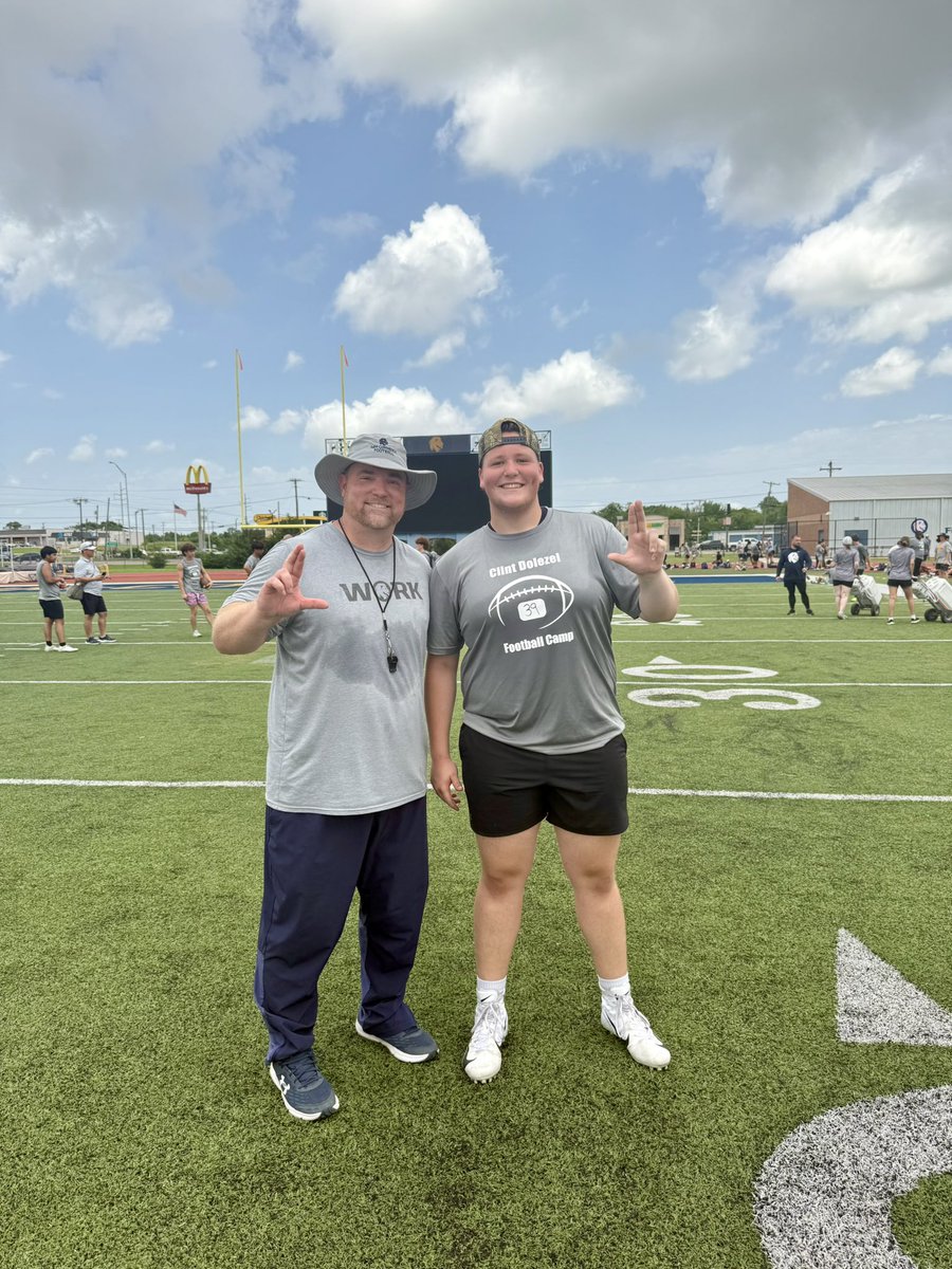 Gary_N2007's tweet image. Thank you East Texas A&M and @AndyTownsend72 for having me out for a great camp, I cannot wait to stay in contact with yall and see where the future goes!
@cdole13 @LionsCoachEwart @CoachSteamroll @Coach_Moore5 @Coach_Hill2 @ProsperEaglesFB
