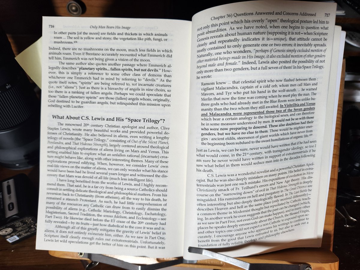 DSDOConnor's tweet image. Catholic Inc.: "Alien belief is fine b/c CS Lewis envisioned ETs in his Space Trilogy!"
CS Lewis, in the very same books: "There's actually seven genders!"
Yes, I enjoyed Lewis' Space Trilogy.
No, that work of fiction isn't a lens through which we should discern reality.