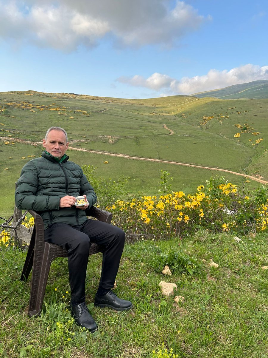 Kurban bayramınızı kutlar sağlık mutluluk ve esenlikler dilerim