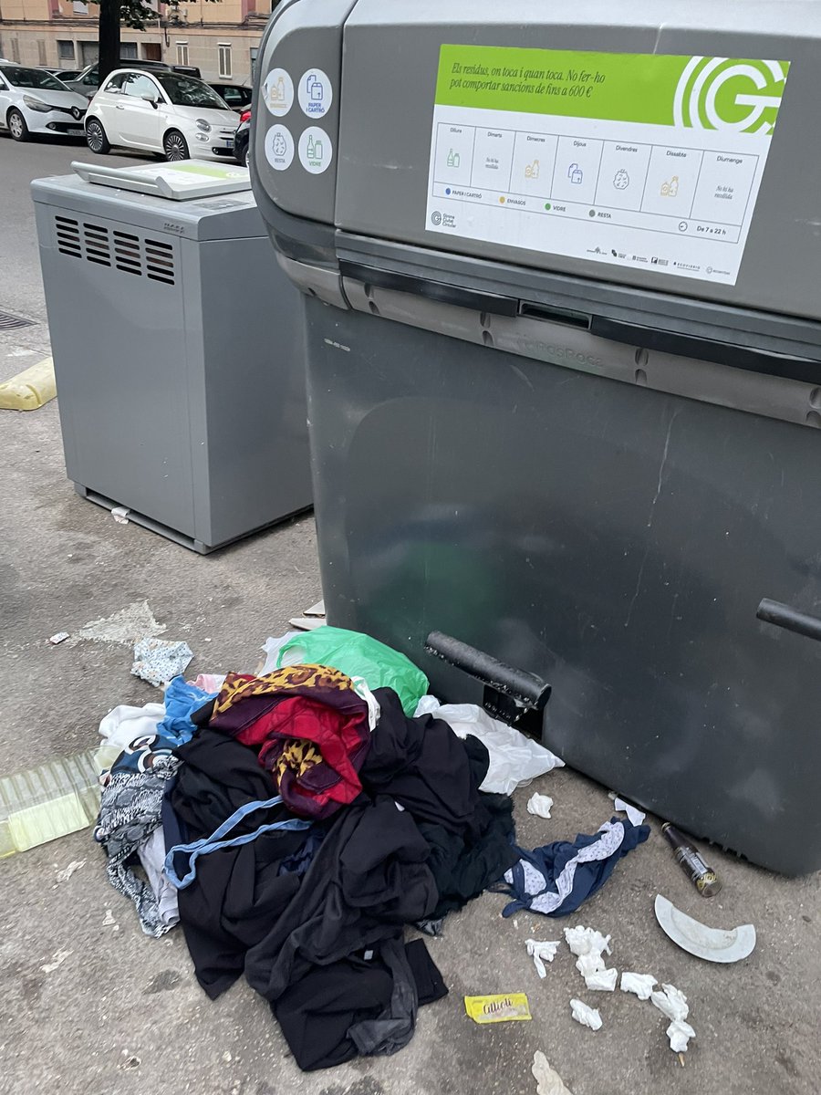 sergimonga's tweet photo. @Girona_Cat @alcaldegi 
Sóc el primer que m’ha costat el canvi però sembla ser que hi ha gent que no vol acceptar el canvi, obviament que hi ha coses a millorae pero necessitem posar tots de la nostre part https://t.co/E51ex4FrTs