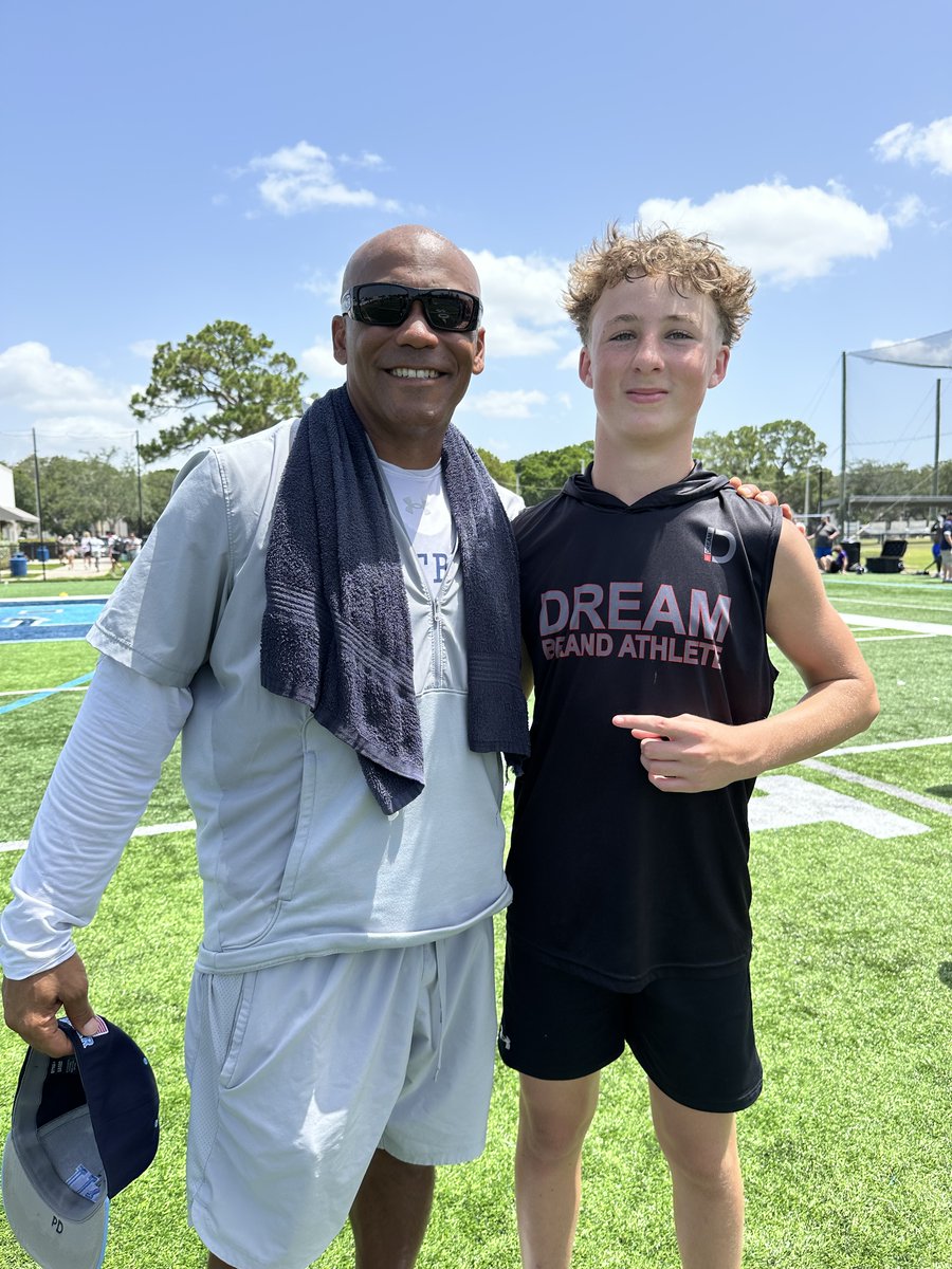 aydenduda2029's tweet image. You can see why @KeiserFootball is a Championship program! 🦅💨Thank you @CoachDavila @CoachMylesRuss & @Coach_Kelleher for an awesome day. Learned a lot and can't wait to get back! #SeahawkFast #defendthebeach #MTXE #linebacker @JJEverage @dreamallamerica