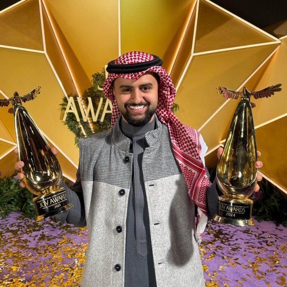 رسمييياا
تواجد دربحه و شونق 
في دوري الملوك ( KINGS LEAGUE ) الشرق الاوسط
 🔥🔥🔥
سيكون دوري ممتع جداً اكاد ان اجزم