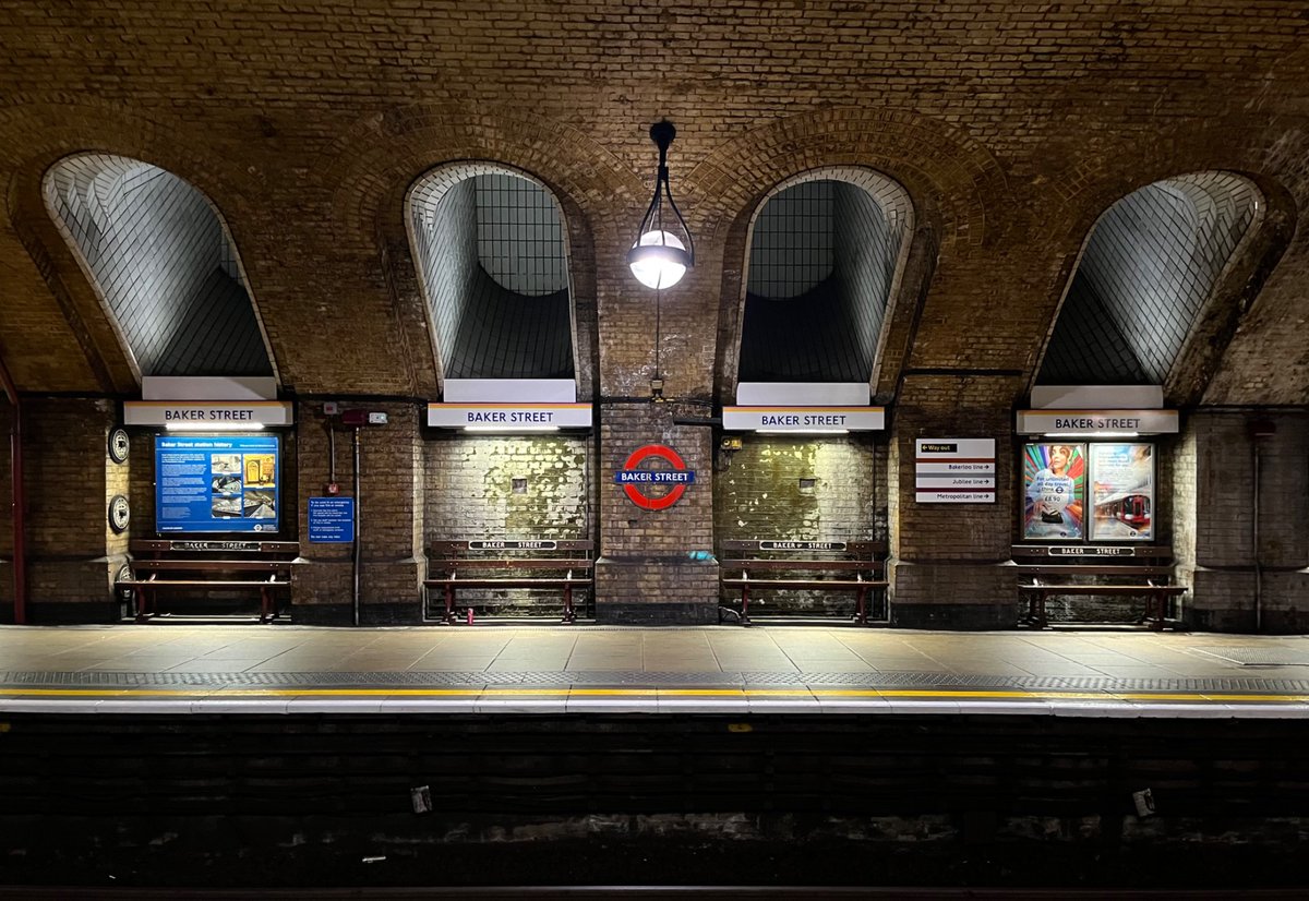 Baker St Station NW1, Westbound…