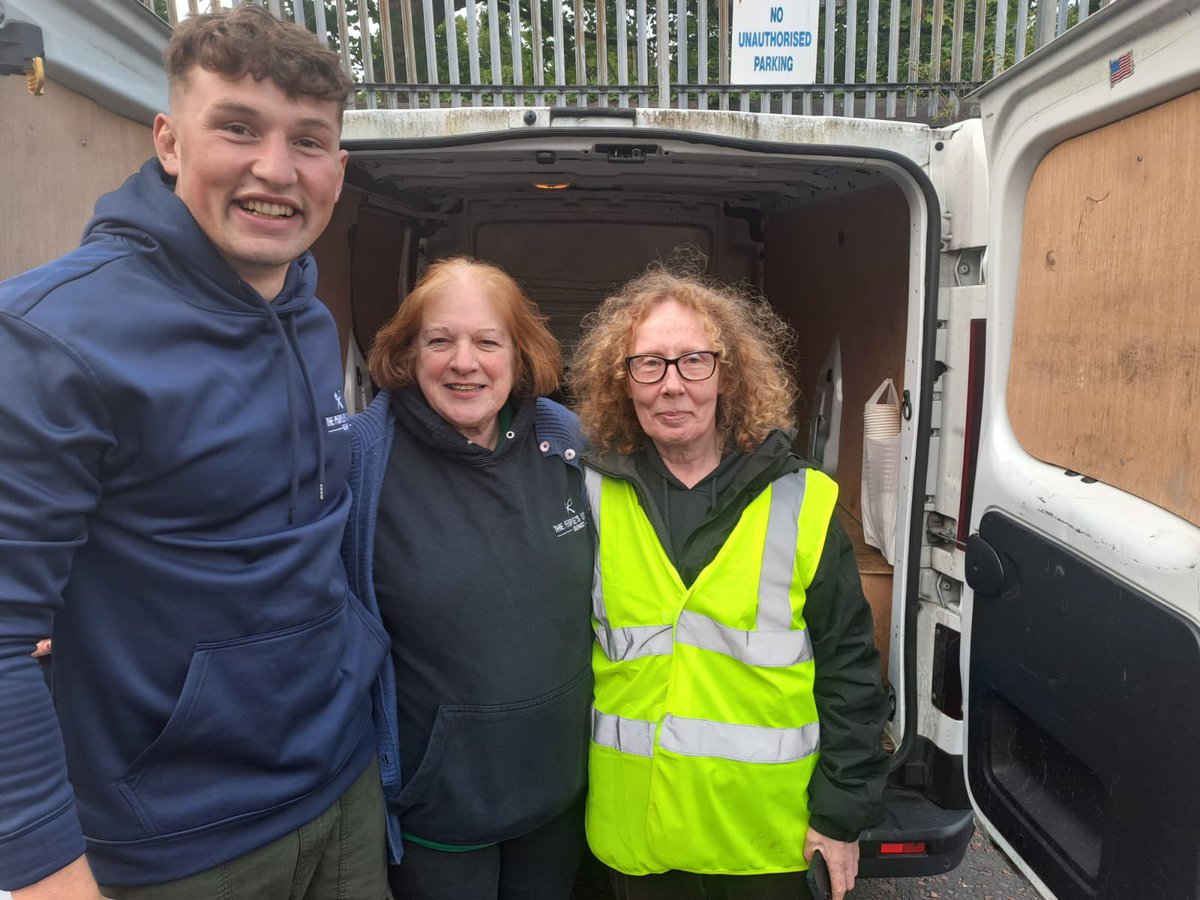 It’s been an extremely busy night for our team as we have provided over 300 dinners for those experiencing homelessness and struggling.  Sadly there was no accommodation available for a number of individuals who we referred to the housing executive. 

Tonight’s menu was vegetable