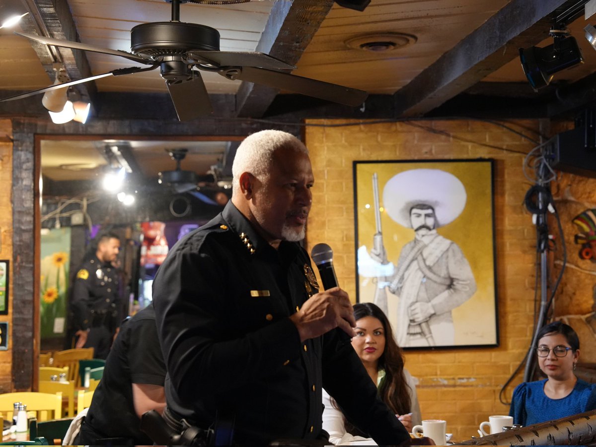 ChiefComeauxDPD's tweet image. Breakfast of Champions! Started the day right with some great food and even better company at El Ranchito. Had a chance to catch up with community members, talk about what’s going on in the department, and go over some current events.