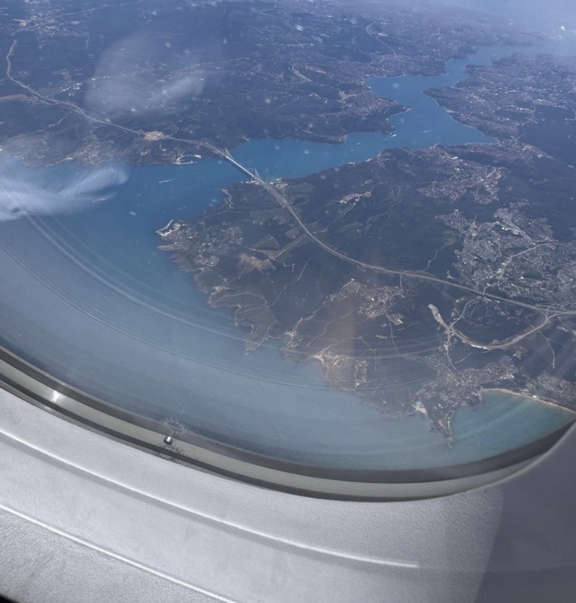 adrianaandeleni's tweet image. I was travelling all day. It was great to be away from X. 💃🏼🙏