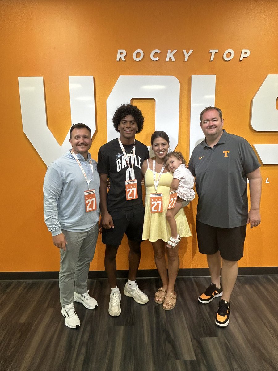 Jayden Aparicio-Bailey (@jaayy3_) on Twitter photo Had an amazing time in Knoxville today!! 🍊🍊<a href="/Coach_Nez_/">Willie Martinez</a> <a href="/CoachTimBanks/">Tim Banks</a> <a href="/mccomb_shane/">Shane McComb</a> <a href="/FootballOMHS/">Oak Mountain Football</a> <a href="/ChadSimmons_/">ChadSimmons</a> <a href="/samspiegs/">Sam Spiegelman</a> <a href="/TomLoy247/">Tom Loy</a> <a href="/adamgorney/">Adam Gorney</a> Had an amazing time in Knoxville today!! 🍊🍊<a href="/Coach_Nez_/">Willie Martinez</a> <a href="/CoachTimBanks/">Tim Banks</a> <a href="/mccomb_shane/">Shane McComb</a> <a href="/FootballOMHS/">Oak Mountain Football</a> <a href="/ChadSimmons_/">ChadSimmons</a> <a href="/samspiegs/">Sam Spiegelman</a> <a href="/TomLoy247/">Tom Loy</a> <a href="/adamgorney/">Adam Gorney</a>