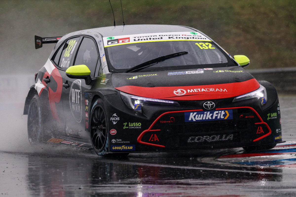 SpeedworksMS's tweet photo. A very wet qualifying 🌧️🏁 #BTCC https://t.co/2OdFh3D44q