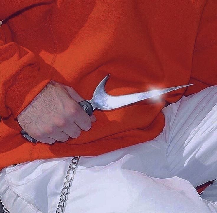 rogue's tweet image. 