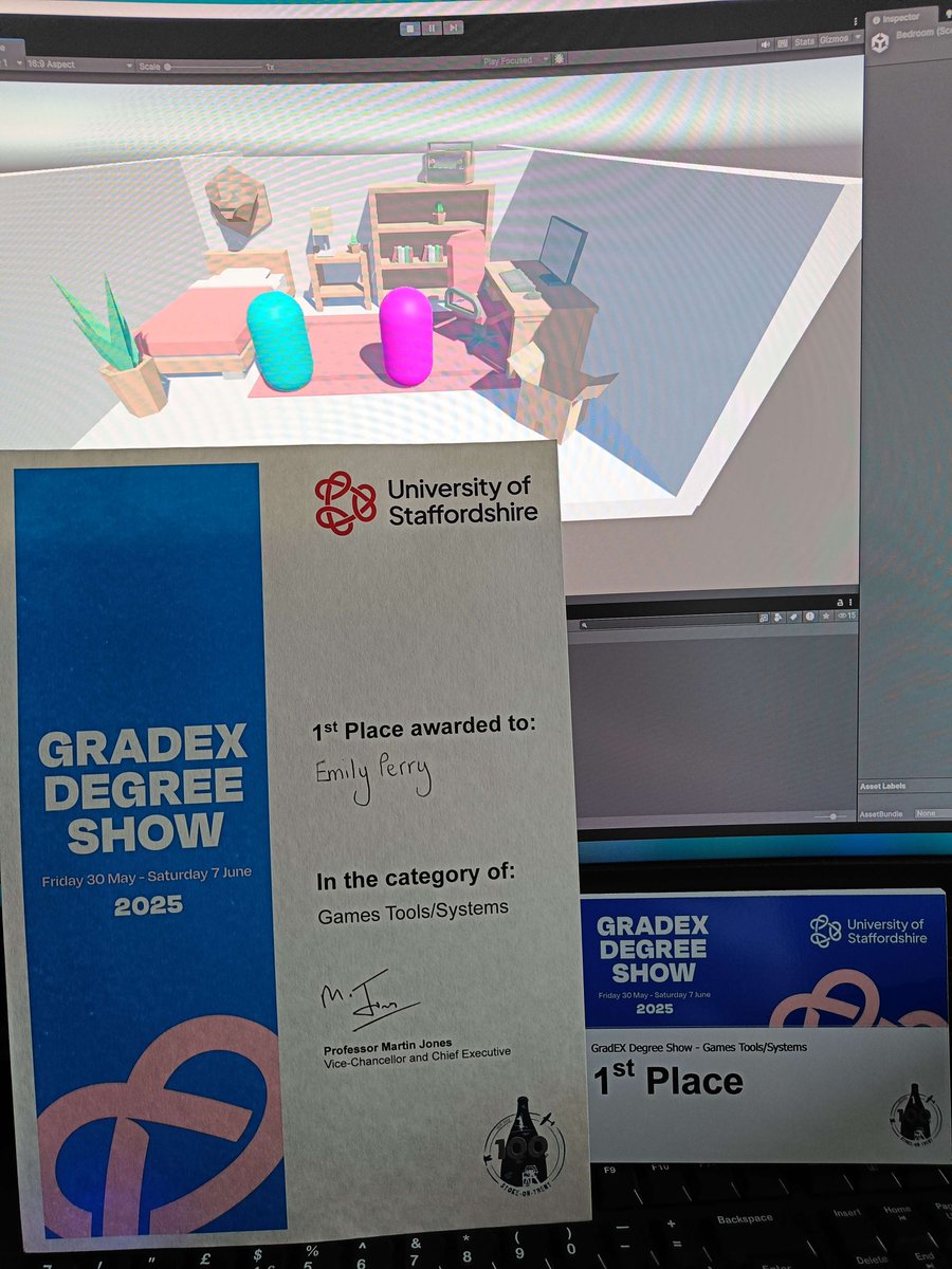 emluperry's tweet photo. Woah, no way! I won first place at #GradEx yesterday for my category, Games Tools and Systems!

I had a really good day, spoke to a lot of lovely folk, in and out of the industry, and everyone's projects were really cool! I hope everyone is really proud of what they've achieved! https://t.co/6AMbXV0TTZ