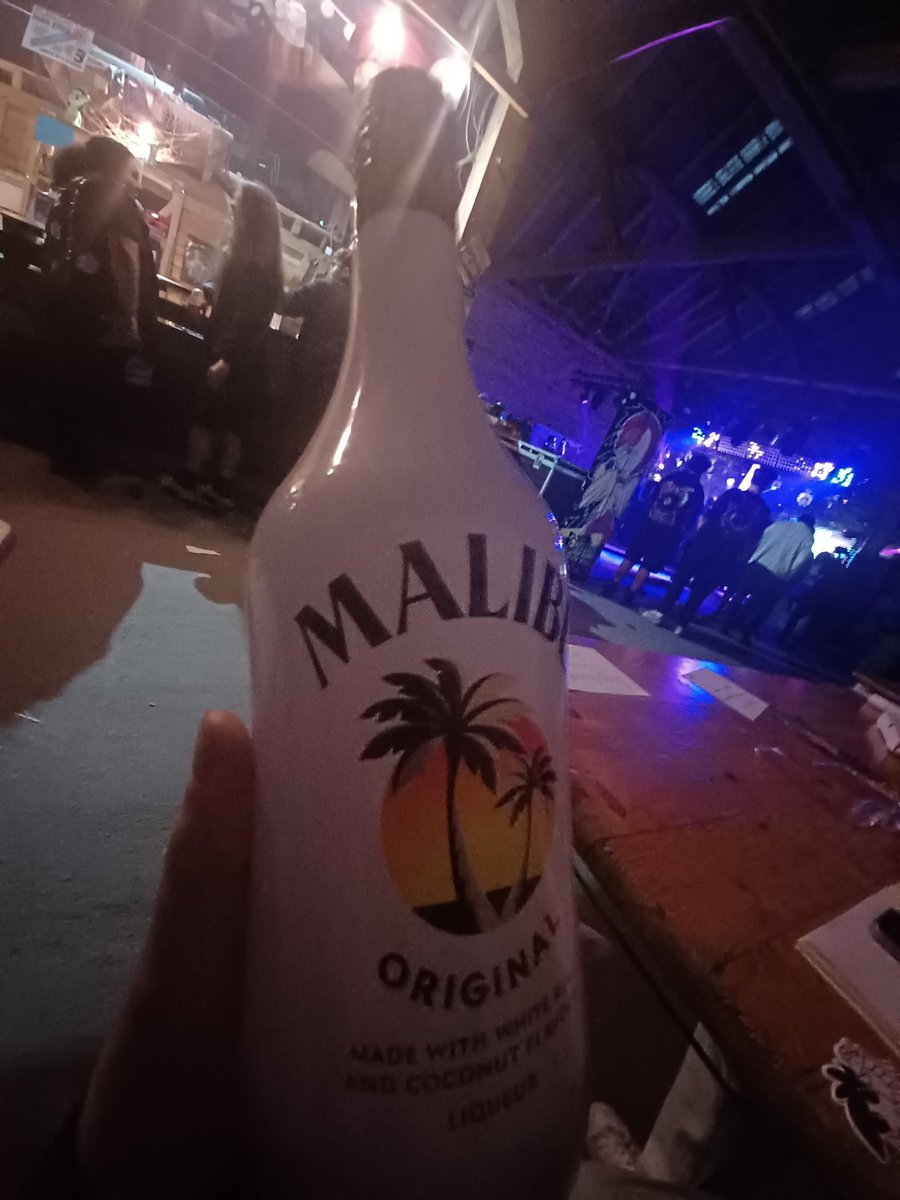 Pagan Pegasus (@paganpegasus) on Twitter photo Name a better combination.
My Little Pony, Heavy Metal and Alcohol Name a better combination.
My Little Pony, Heavy Metal and Alcohol