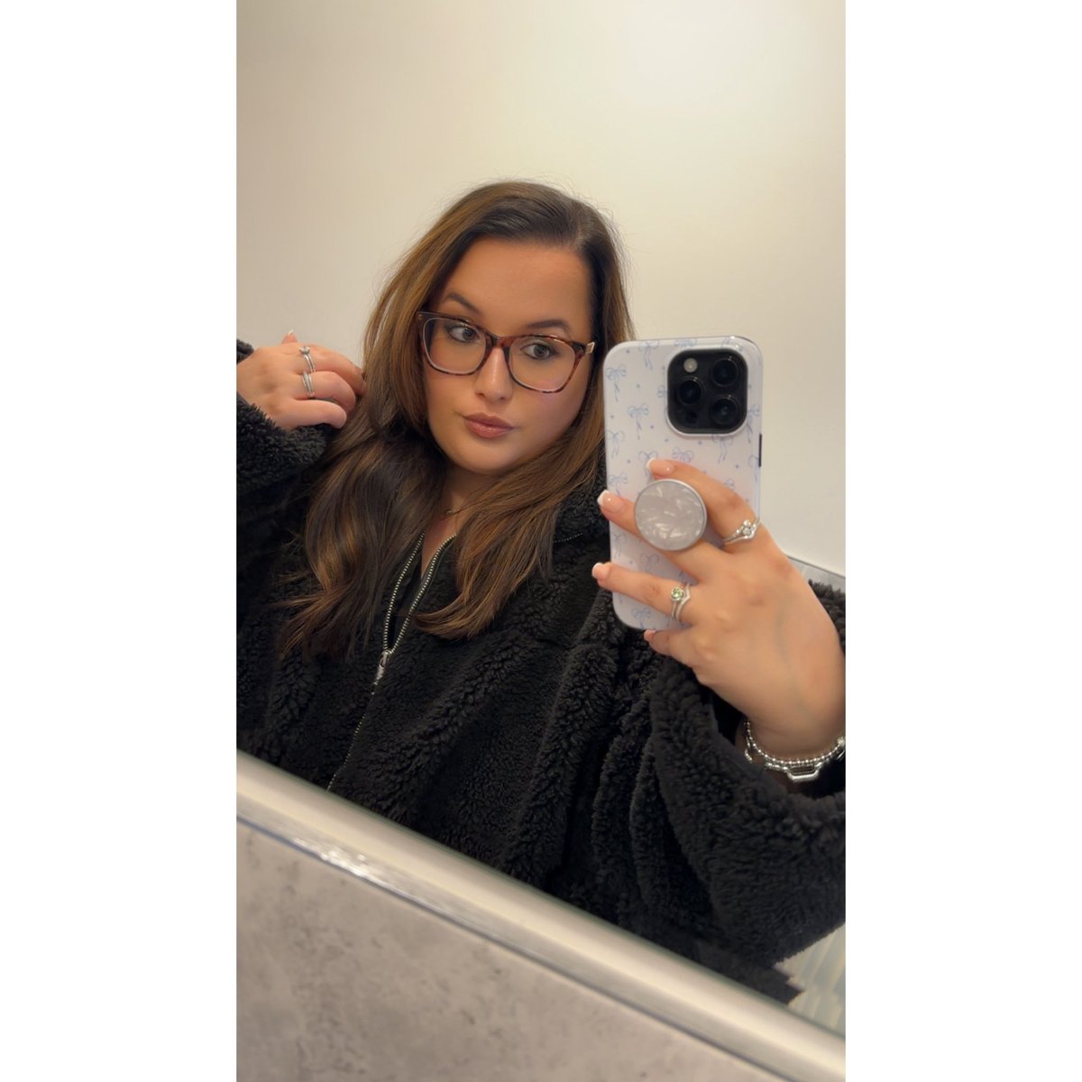 ChelsieHun_'s tweet image. Dolled up 💅