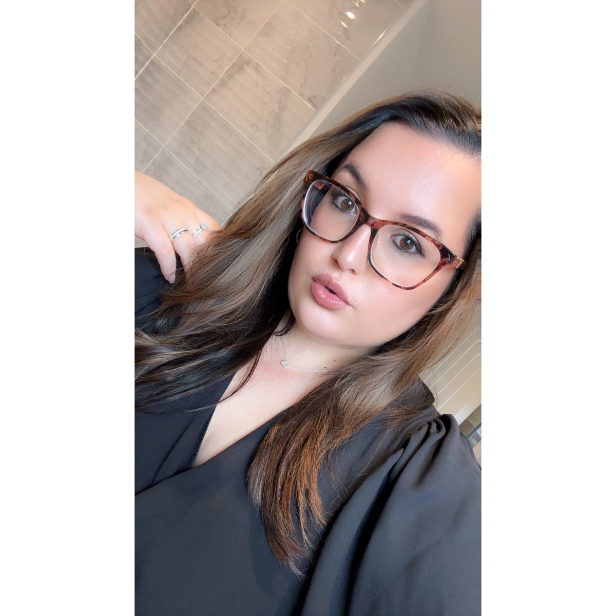 ChelsieHun_'s tweet image. Dolled up 💅