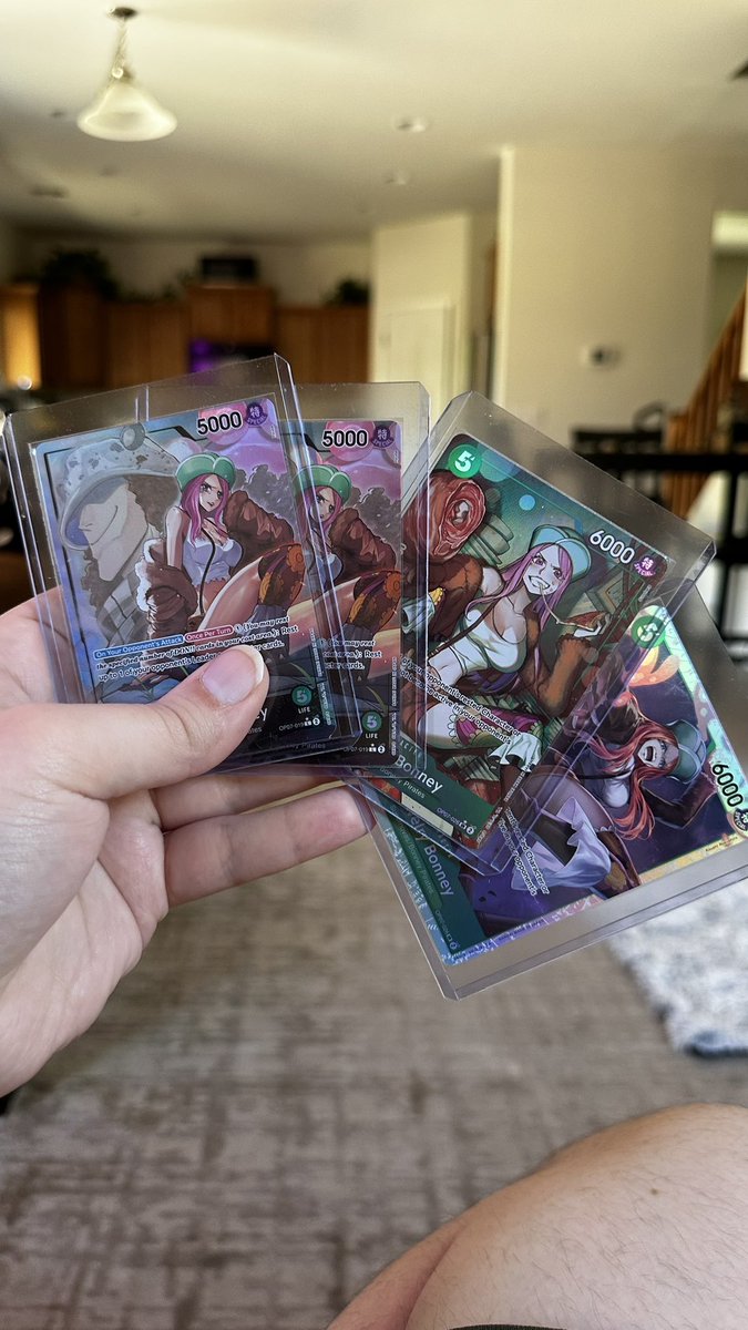 Pulled a second jewelry bonney leader card! Only bought two packs and got LUCKY AF! 🍀