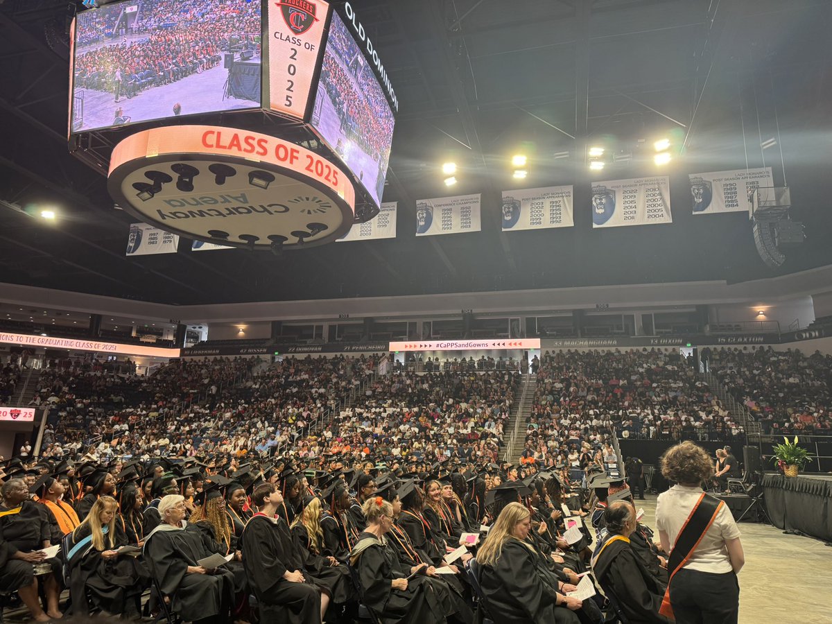 SLMillaci's tweet image. Congratulations to the @gochurchland Truckers Class of 2025!! #CaPPSandGowns
