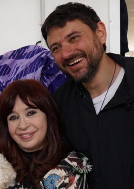 Argenpoirot's tweet photo. Hoy cayó preso Grabois. 
El martes va presa Cristina 

El miércoles somos Suiza. https://t.co/dBK0K4pXjT