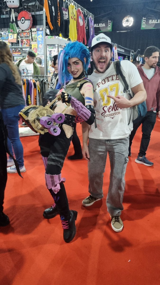 Nico_Briozzo's tweet photo. Una vez más, la sana costumbre de pasear en #ComicConArgentina #ArgComicCon
🥰❤️🫶🏼👏🏼🥳 https://t.co/6526CDROAj
