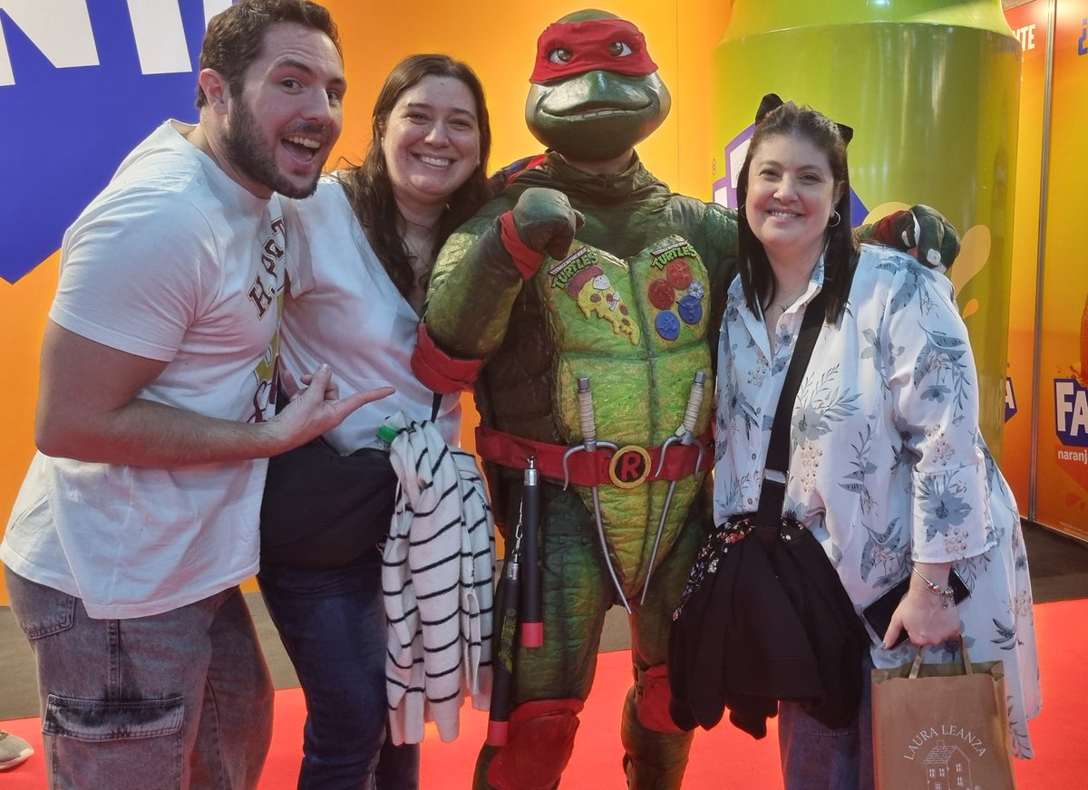 Nico_Briozzo's tweet photo. Una vez más, la sana costumbre de pasear en #ComicConArgentina #ArgComicCon
🥰❤️🫶🏼👏🏼🥳 https://t.co/6526CDROAj