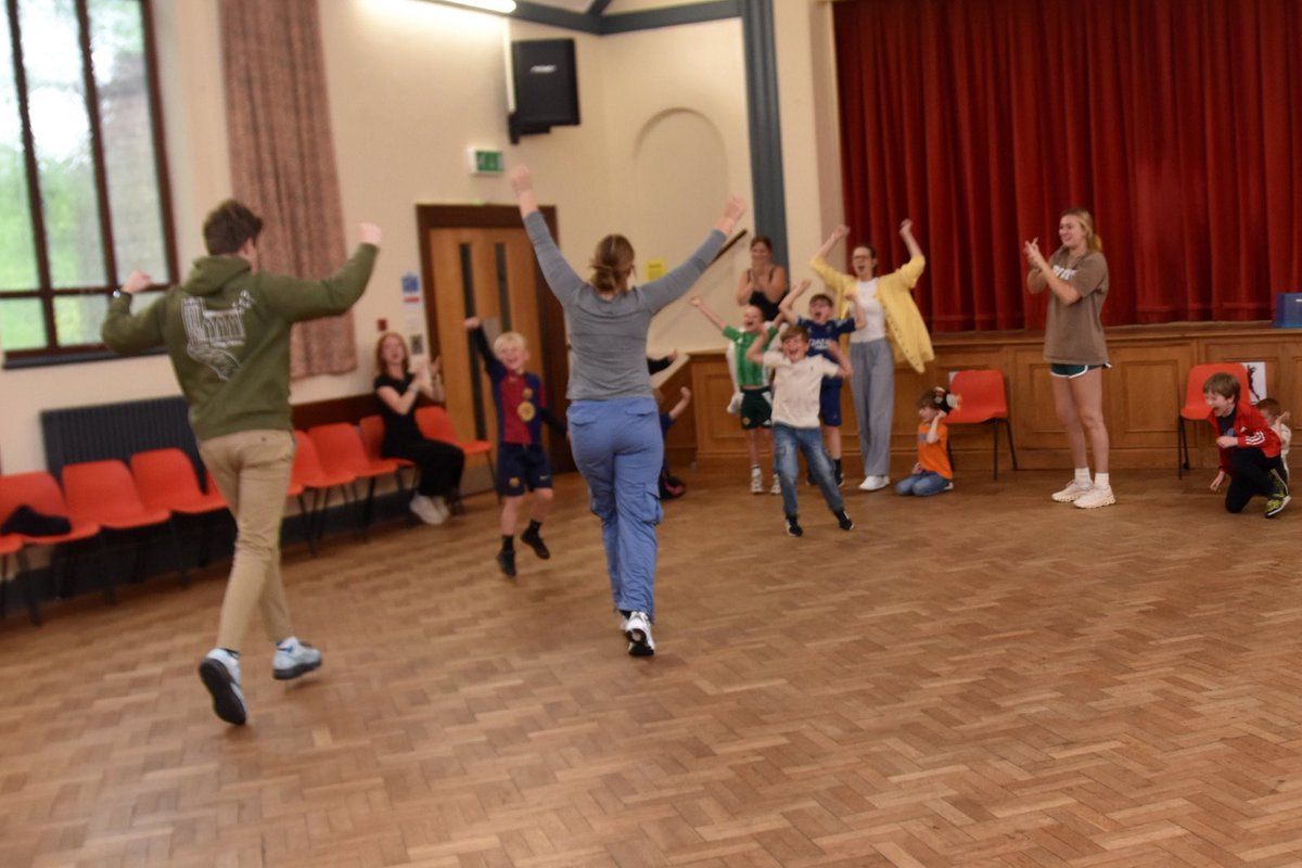 35thLiverpoolBB's tweet photo. We had so much fun with our new friends from @HopeCollege, Michigan 🇺🇸 at Anchors this week, playing some of our favourite games and learning about Pentecost 🔥

#BoysBrigade #LifeToTheFull #FaithInYoungPeople ⚓️ https://t.co/XR5rhxWrnV